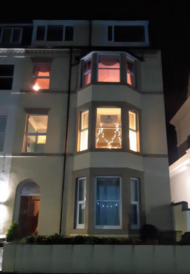 Brigg View Holiday Apartment ฟายลี ภายนอก รูปภาพ