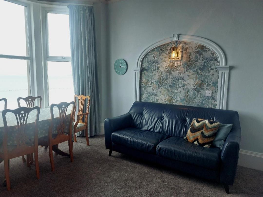 Brigg View Holiday Apartment ฟายลี ภายนอก รูปภาพ